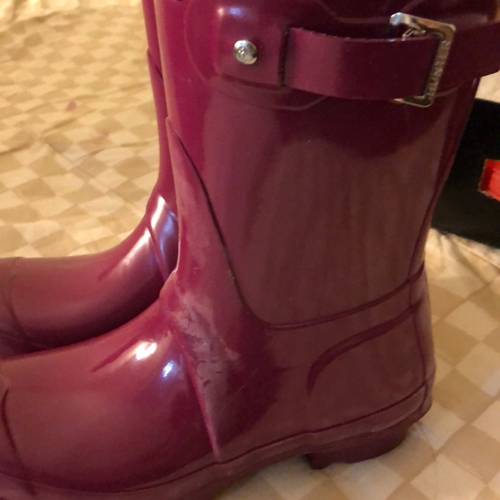 Violet short hunter boots size 6 US